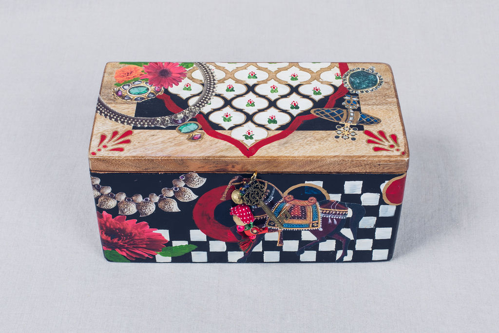 The Bejewelled Horse